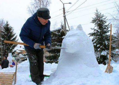 В Тотьме слепят снежные скульптуры по мотивам стихотворений Николая Рубцова